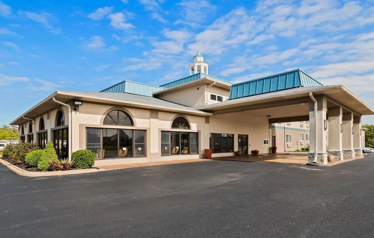 Best Western St. Louis Inn Арнолд Экстерьер фото